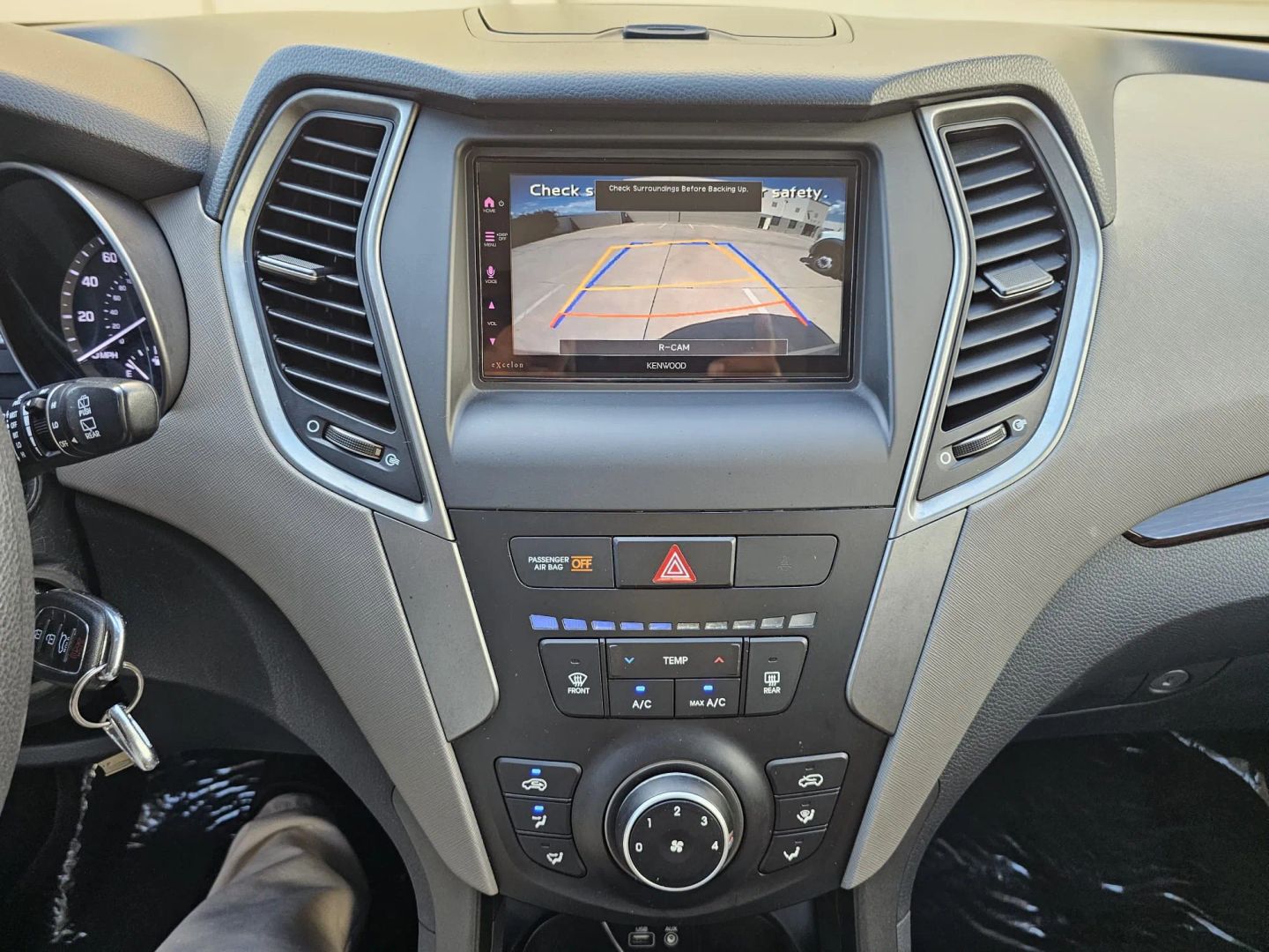 Hyundai Santa Fe Sport photo 15