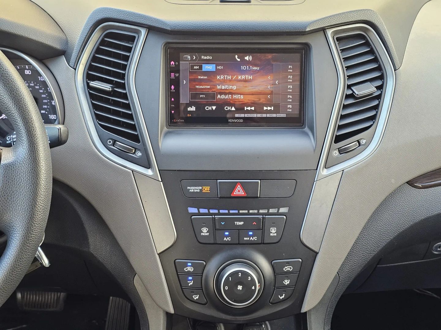Hyundai Santa Fe Sport photo 25