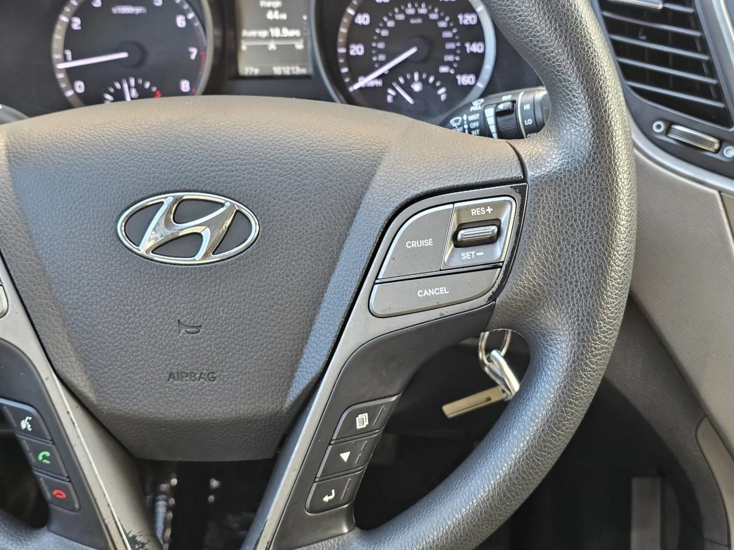 Hyundai Santa Fe Sport photo 28