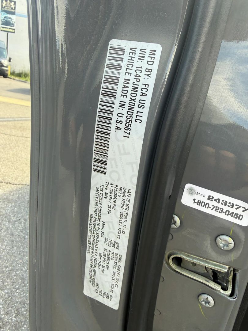 Jeep Cherokee photo 19