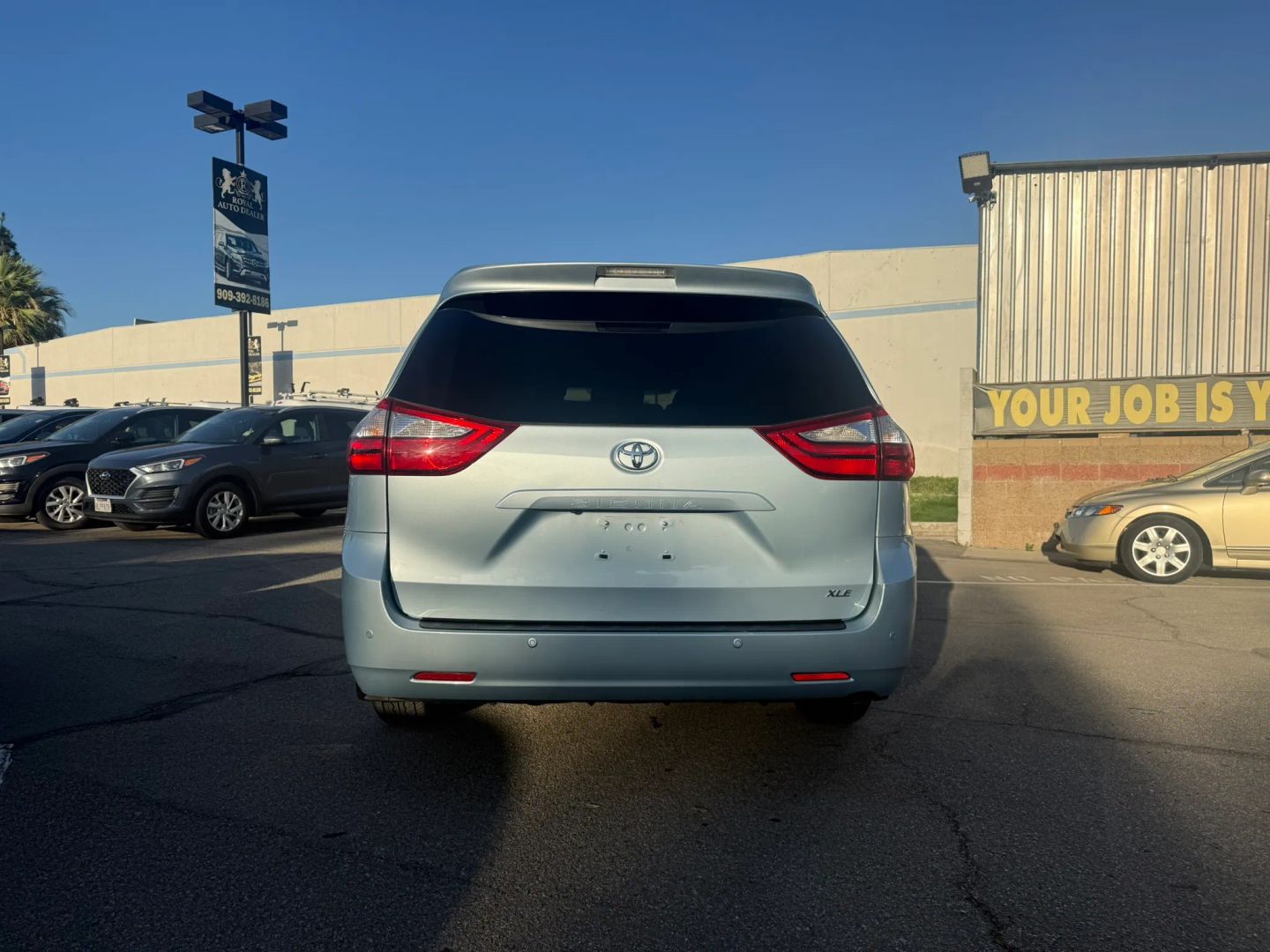 Toyota Sienna photo 5