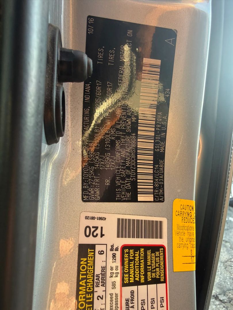 Toyota Sienna photo 17
