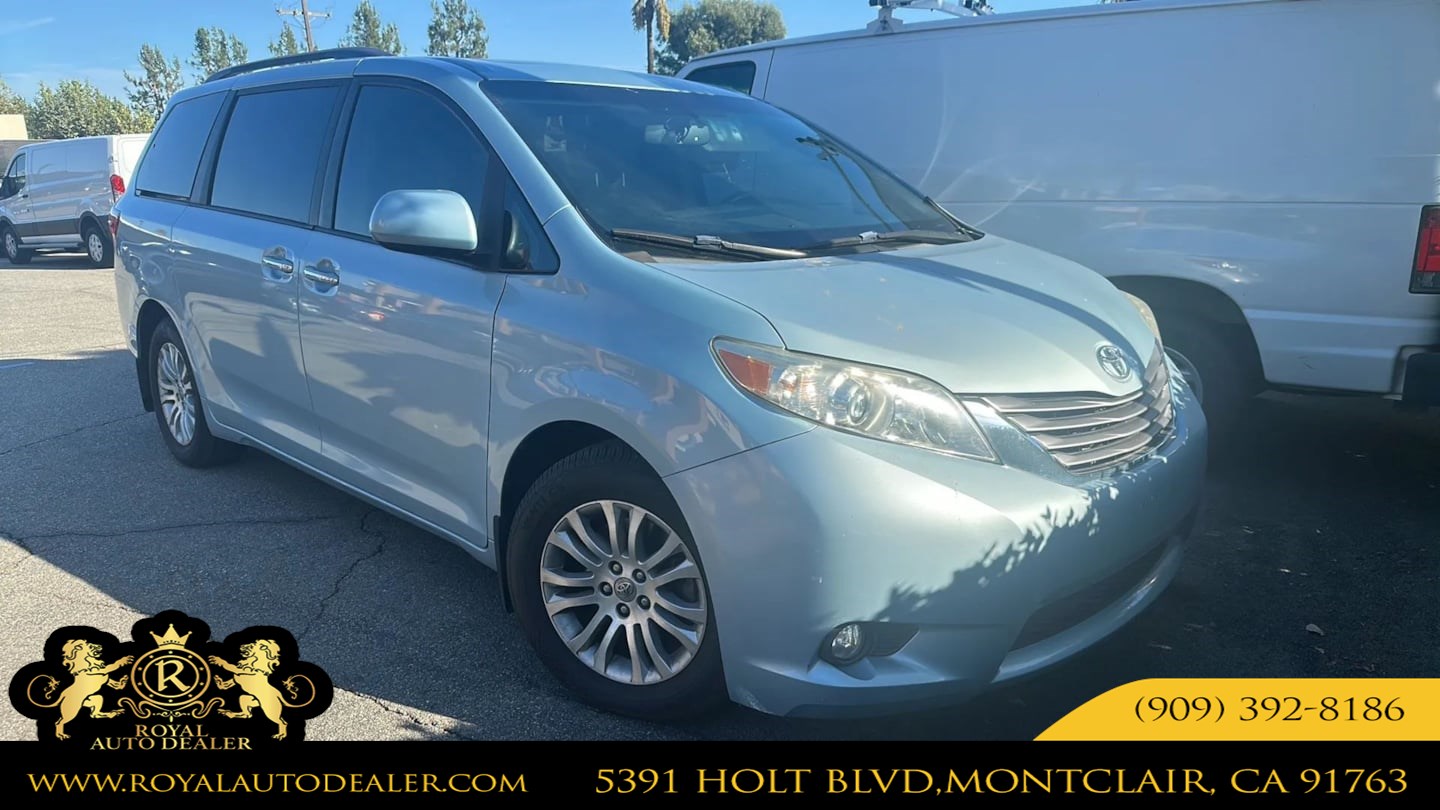 2017 Toyota Sienna XLE
