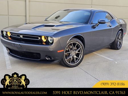 2018 Dodge Challenger SXT