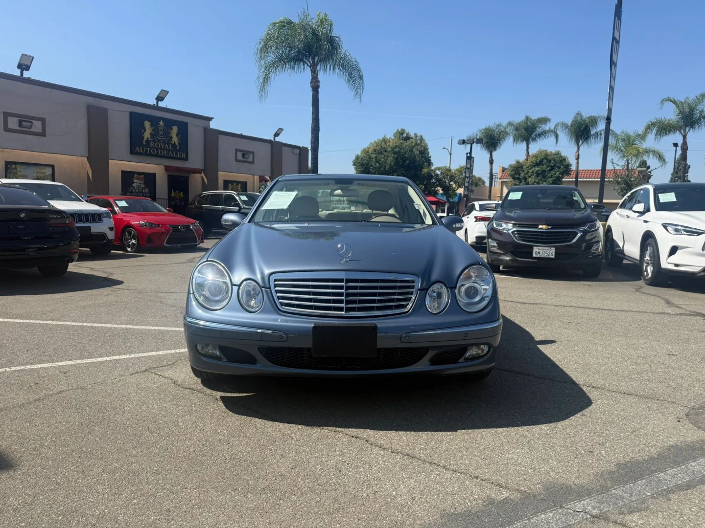 Mercedes-Benz E500 photo 8