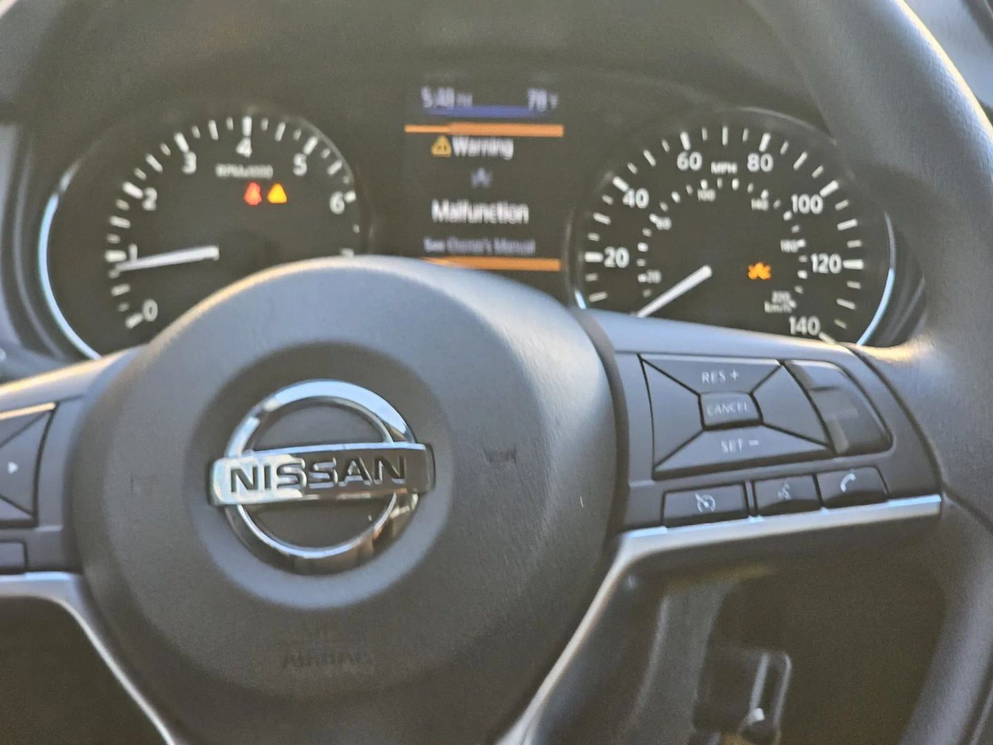Nissan Rogue Sport photo 12