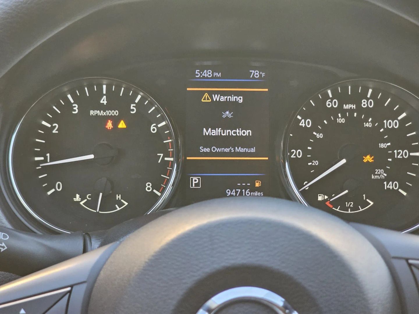 Nissan Rogue Sport photo 14