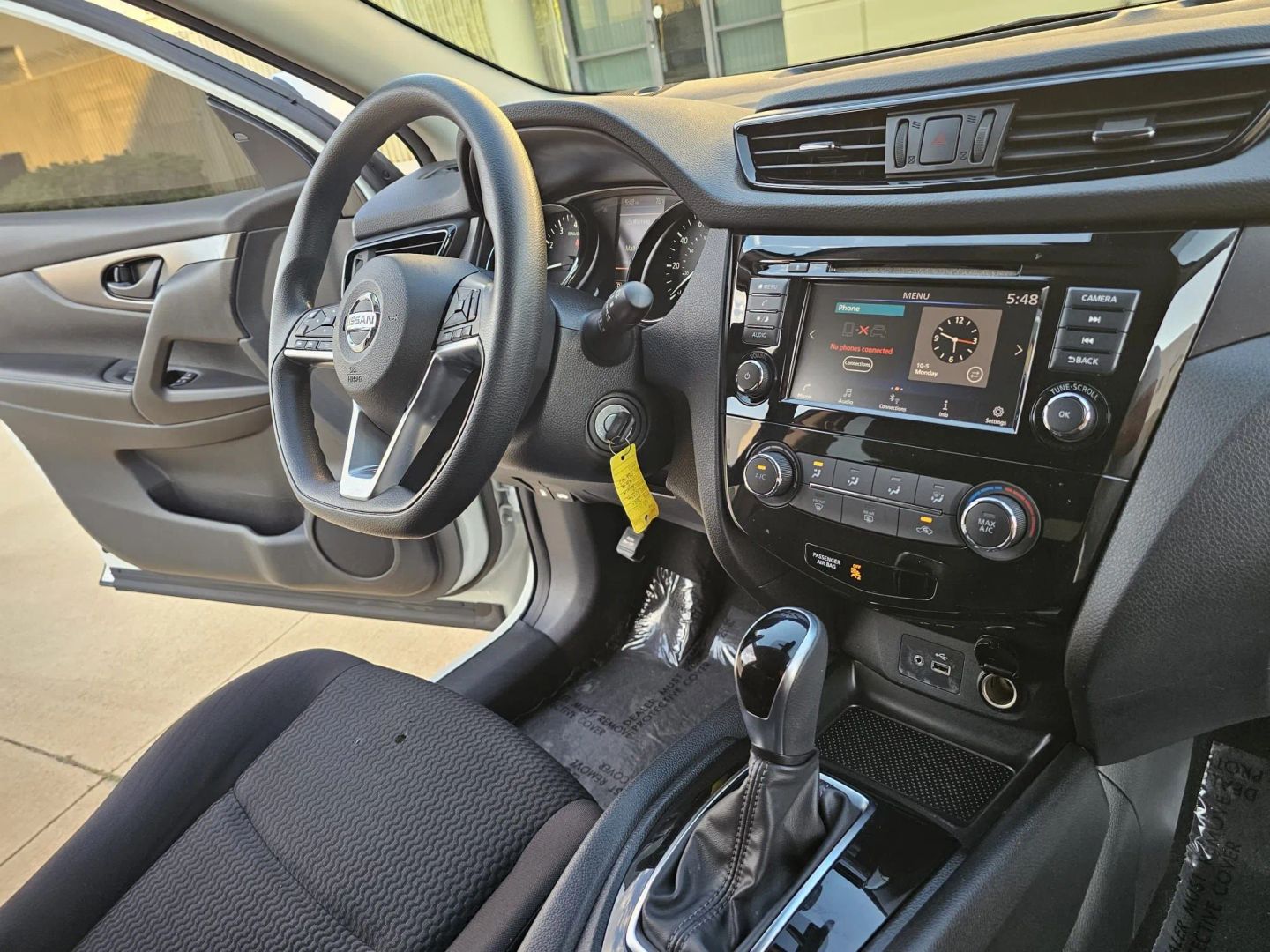 Nissan Rogue Sport photo 15