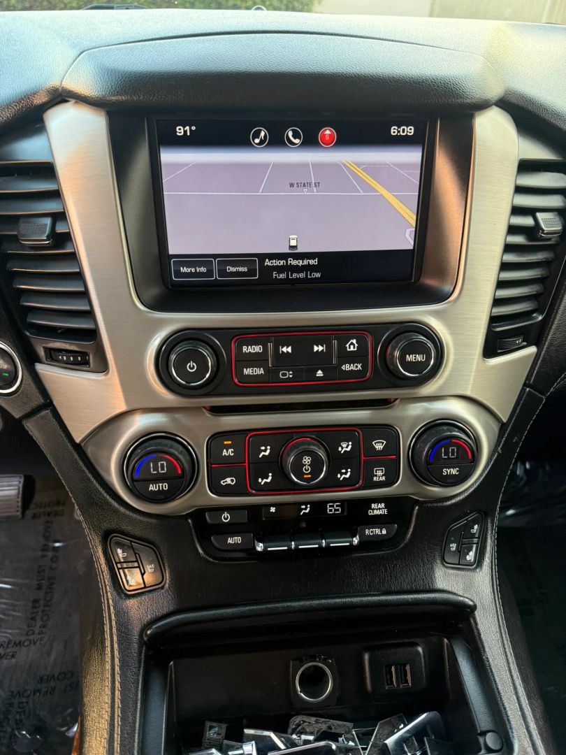 GMC Yukon XL photo 47