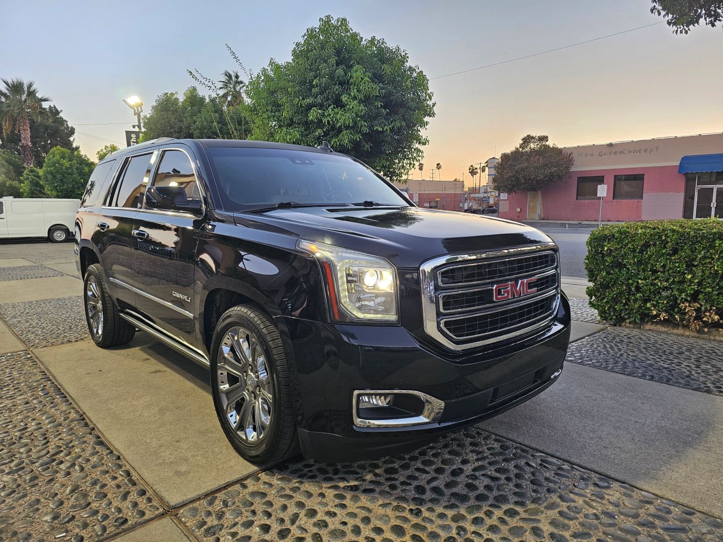 GMC Yukon photo 4