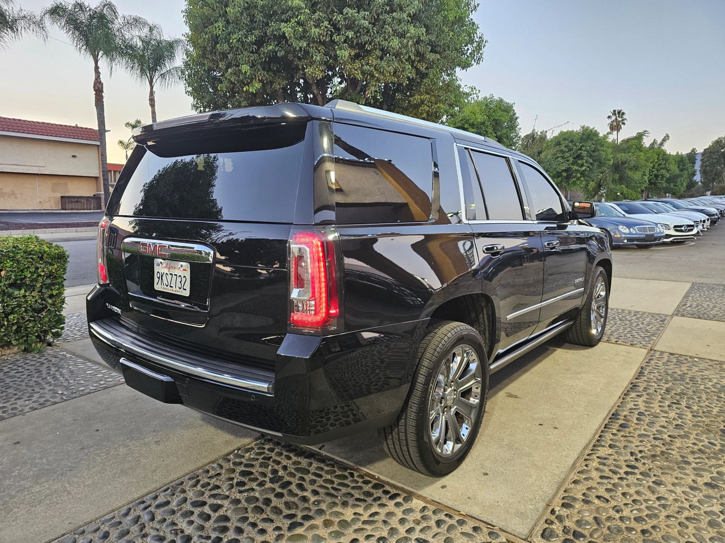 GMC Yukon photo 6