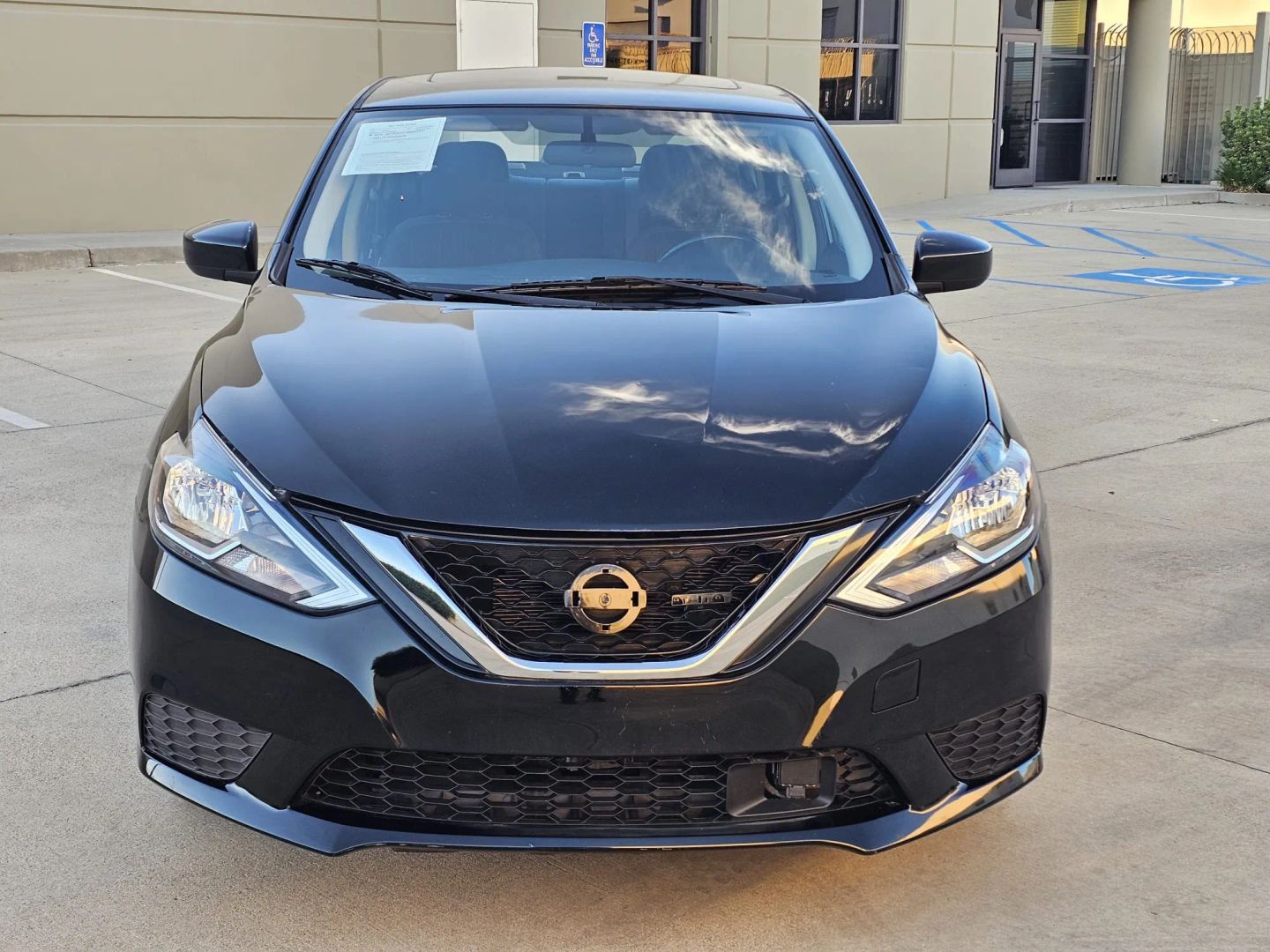 Photo 3 of this Nissan Sentra
