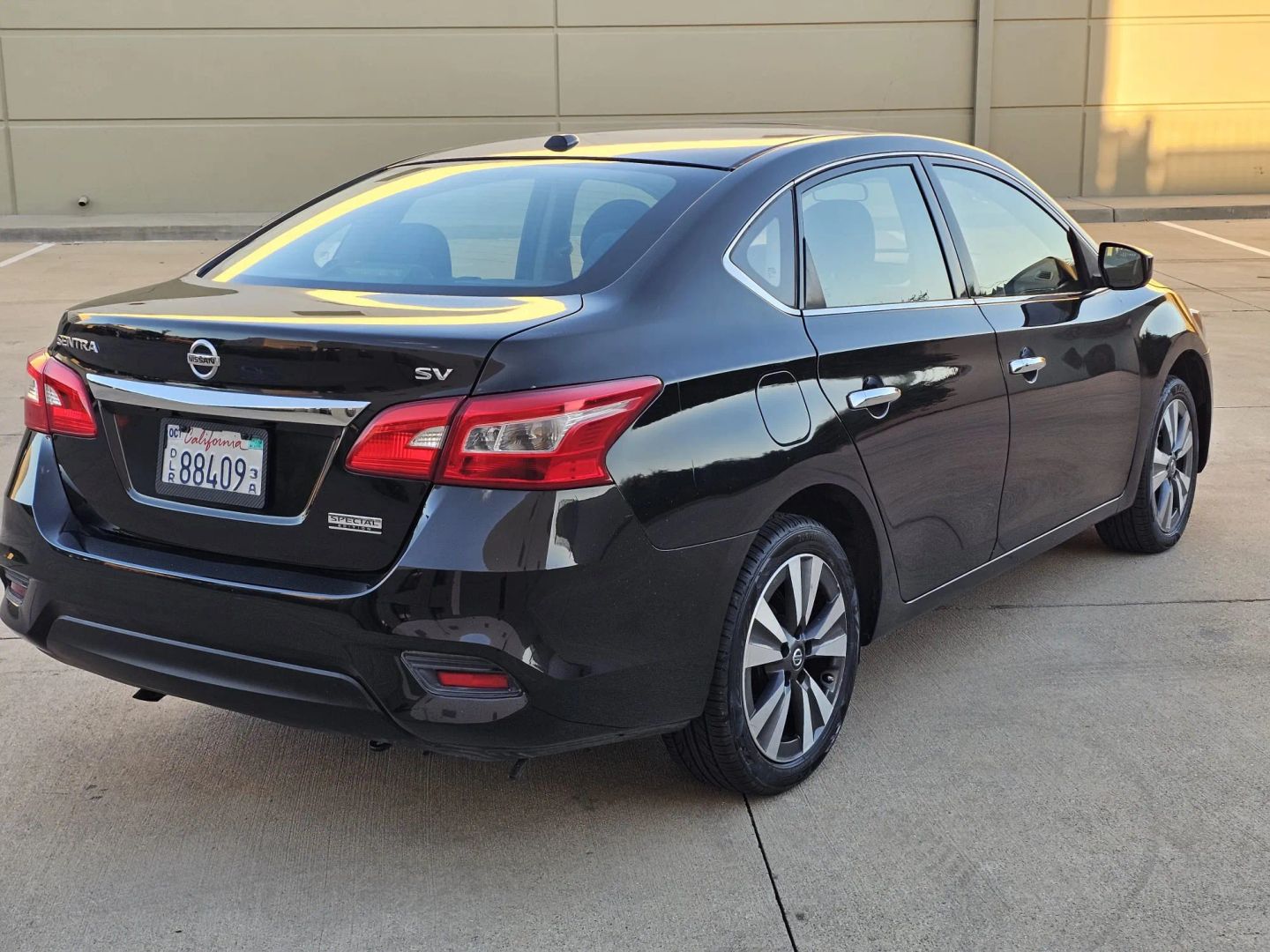 Photo 4 of this Nissan Sentra
