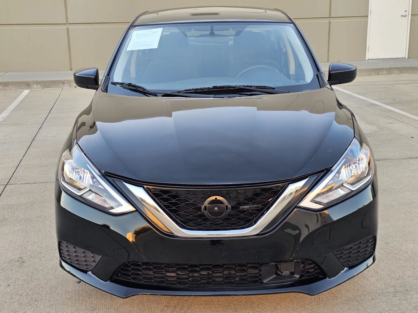 Photo 6 of this Nissan Sentra