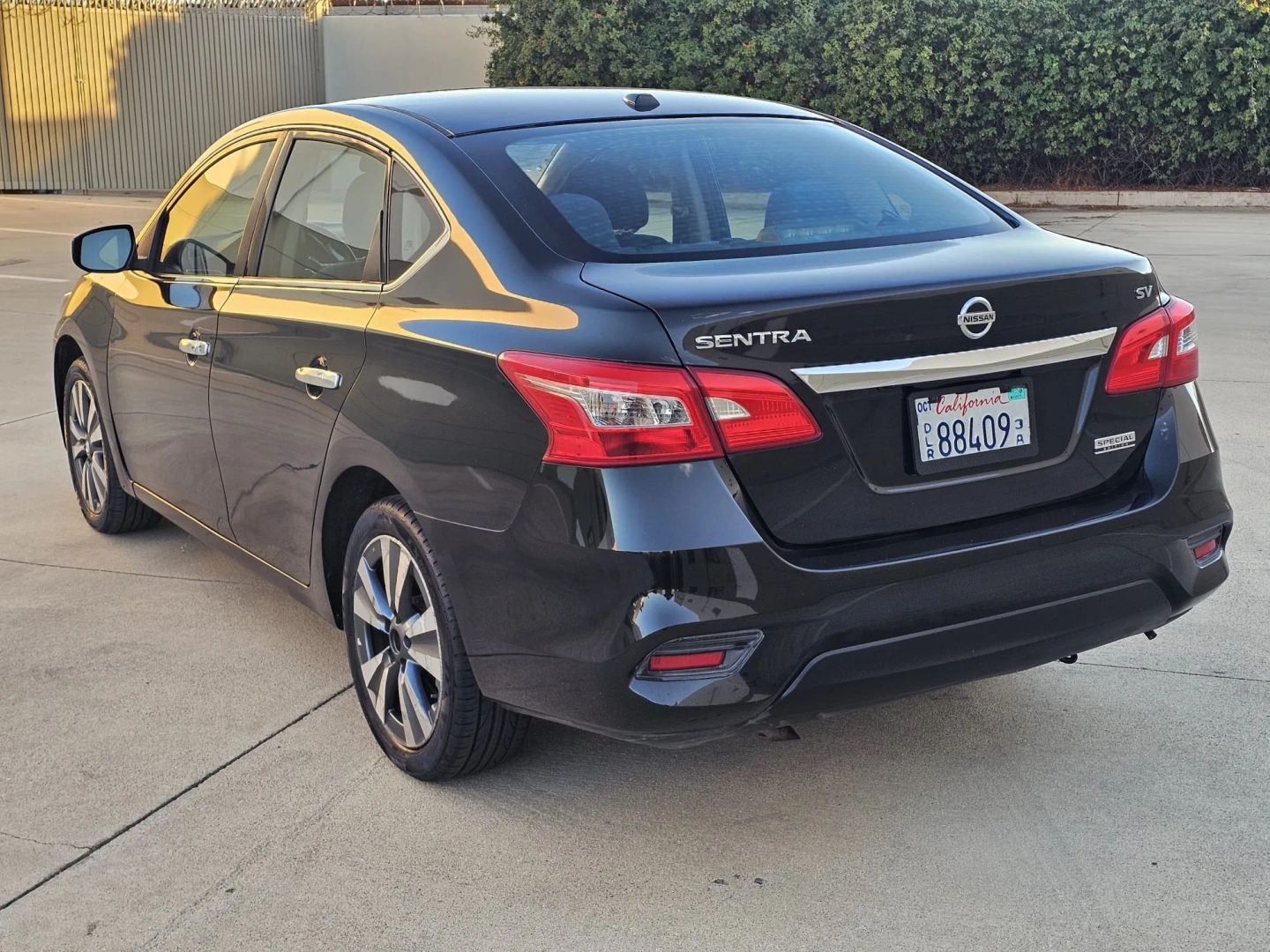 Photo 8 of this Nissan Sentra