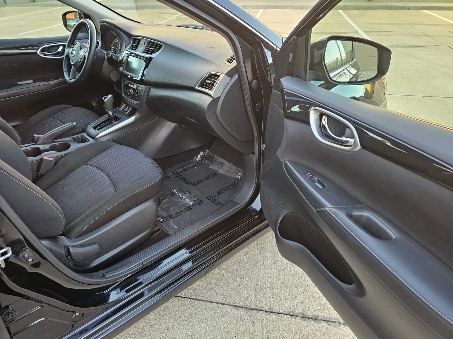 Photo 21 of this Nissan Sentra