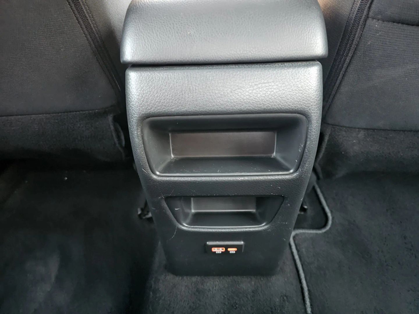 Photo 25 of this Nissan Sentra