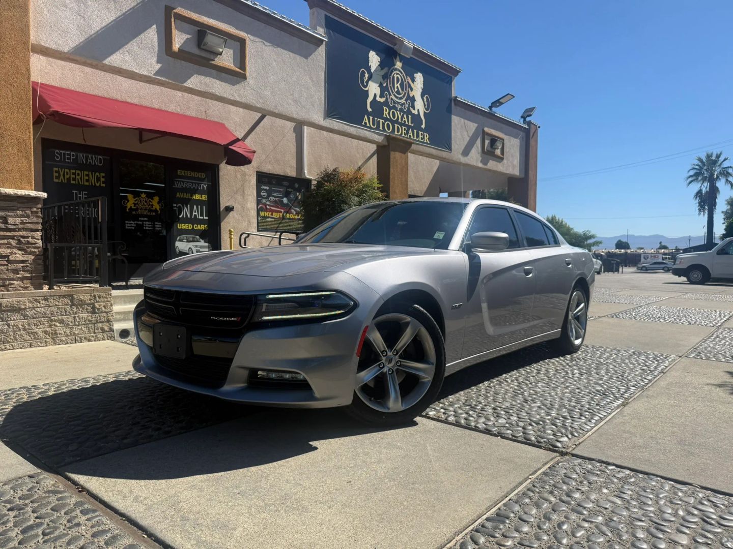 Dodge Charger photo 2