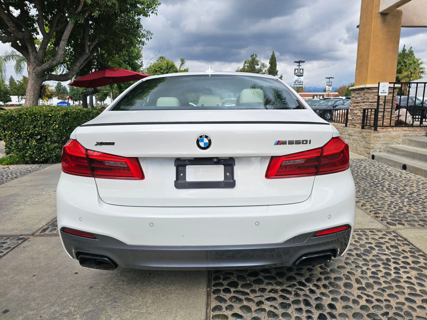 Photo 6 of this BMW 5 Series