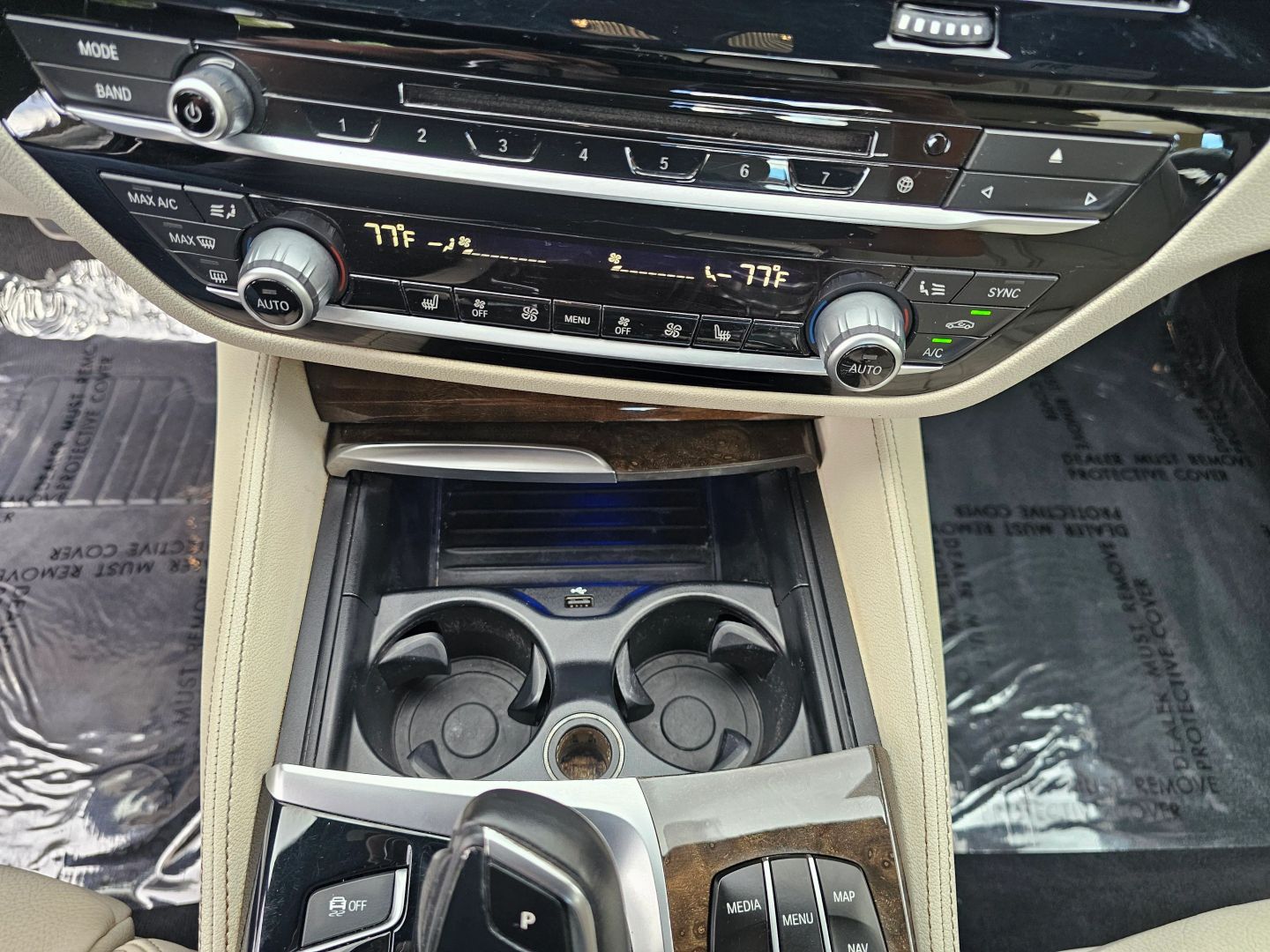 Photo 14 of this BMW 5 Series
