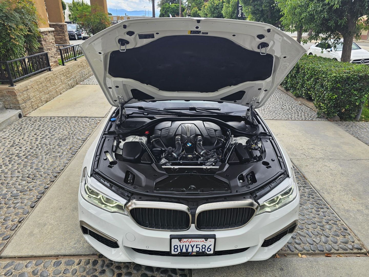 Photo 28 of this BMW 5 Series