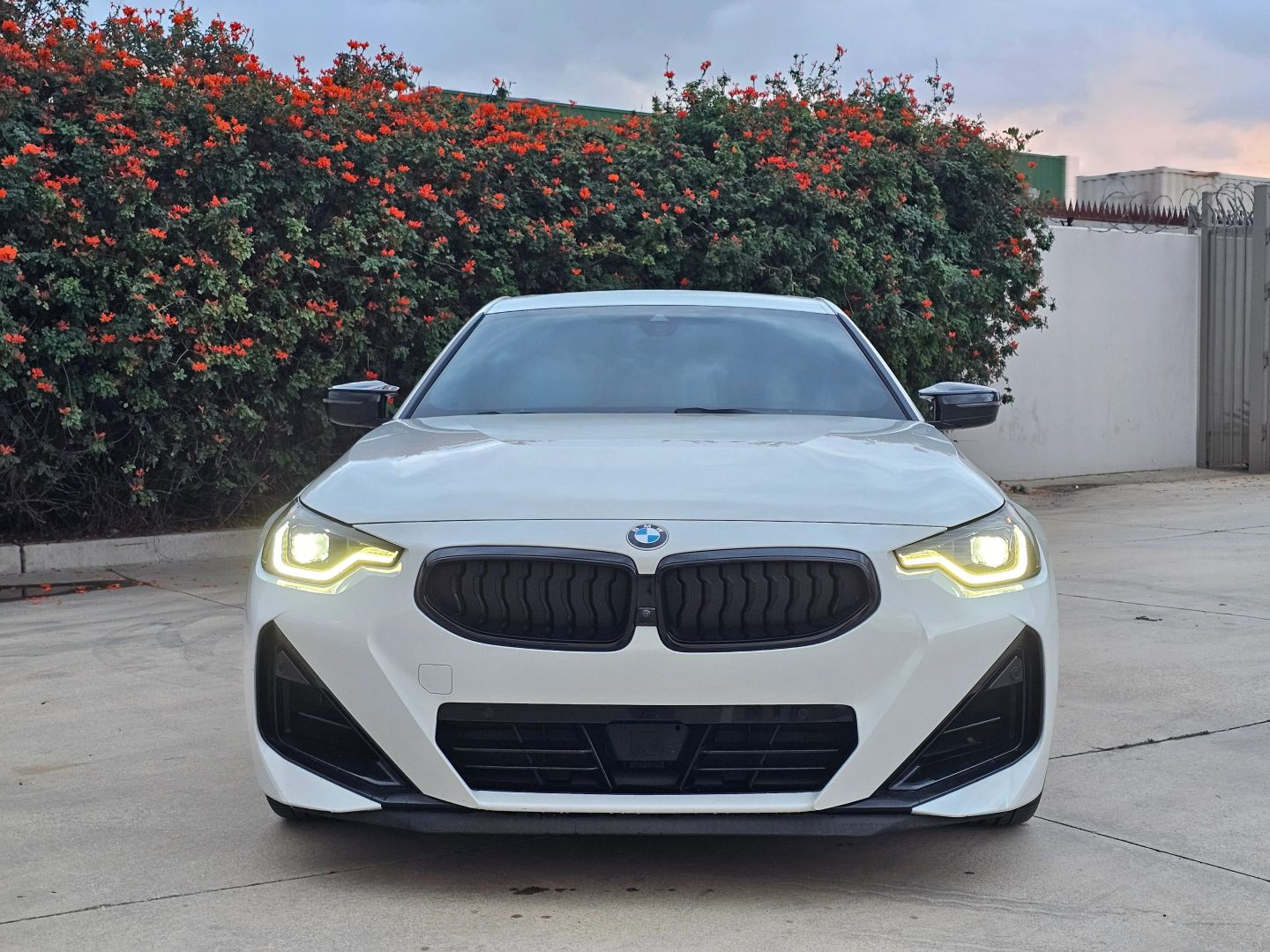 Photo 2 of this BMW 2 Series