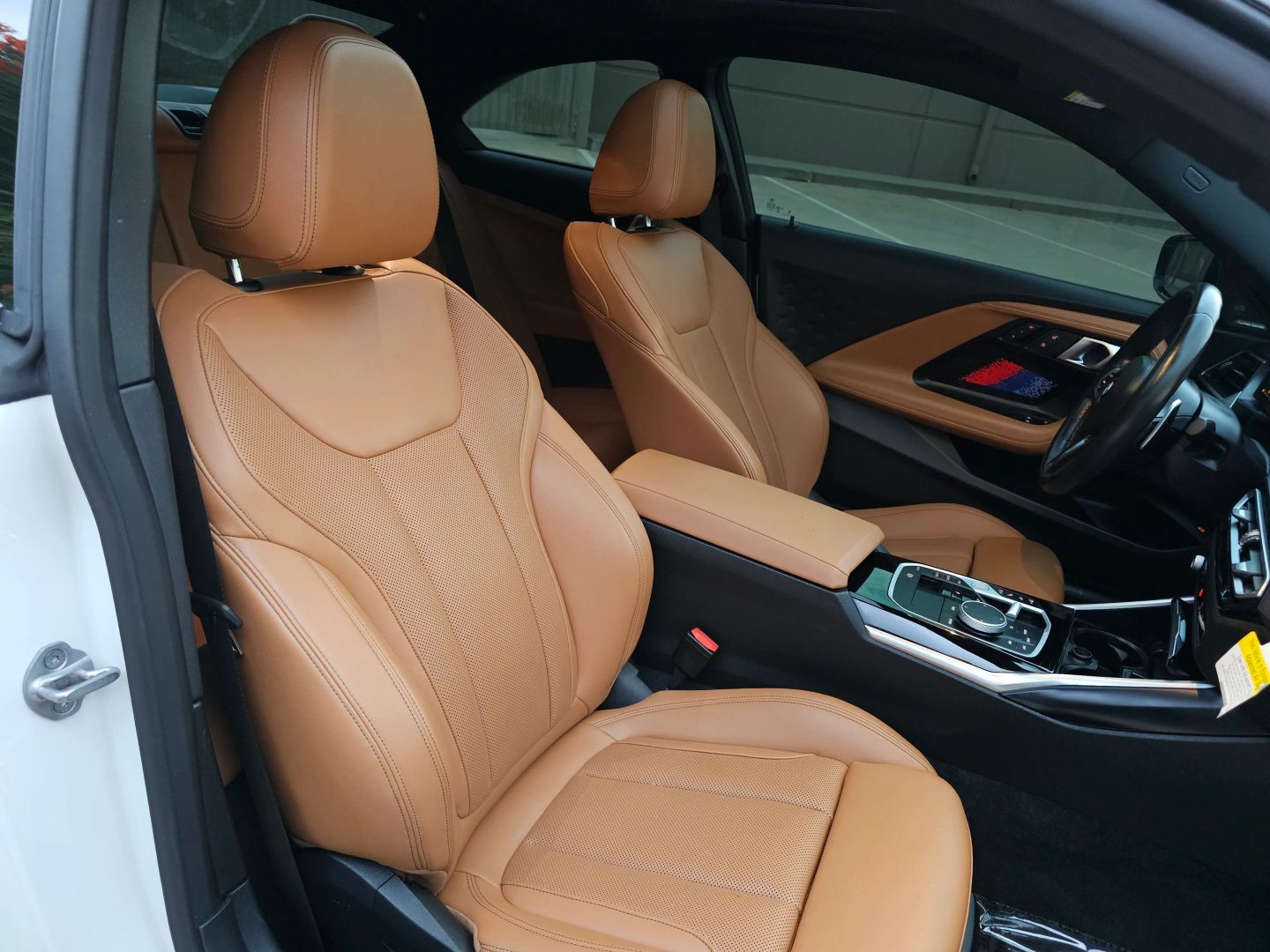 Photo 23 of this BMW 2 Series