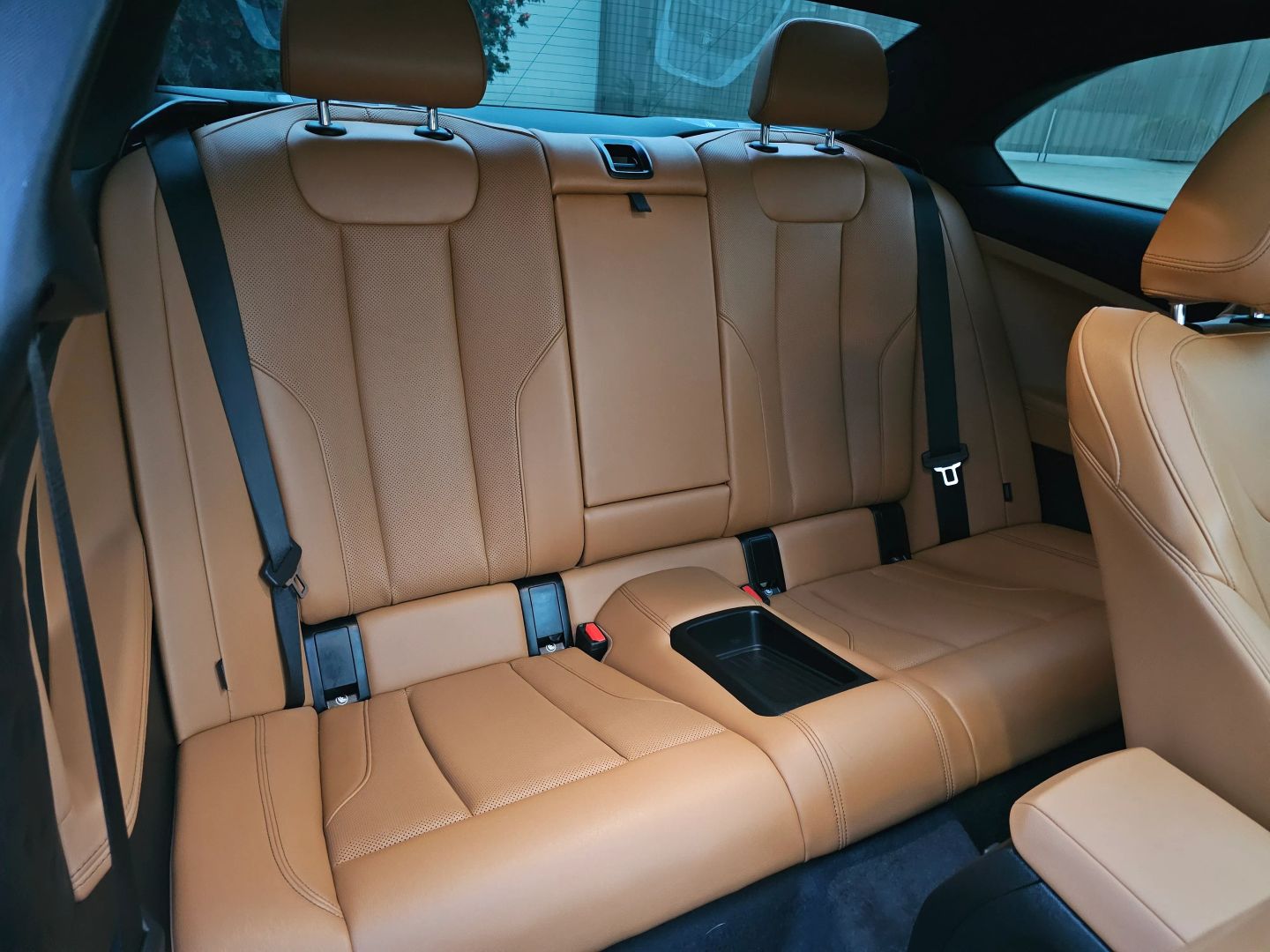 Photo 24 of this BMW 2 Series