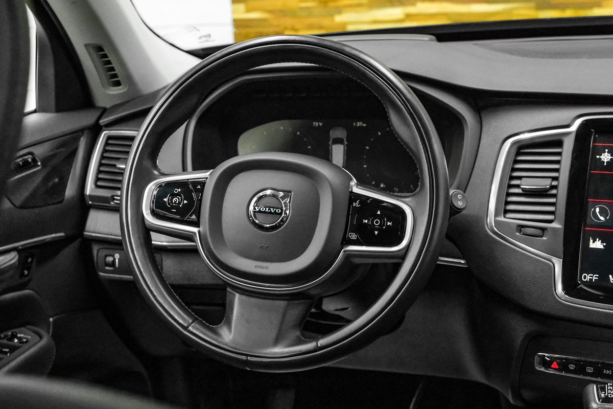 2020 Volvo XC90 Momentum - Photo 11