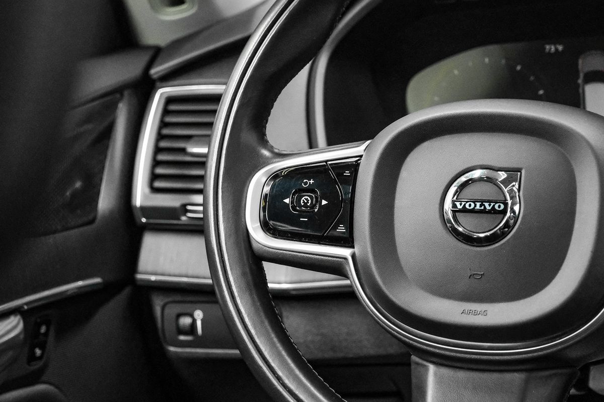 2020 Volvo XC90 Momentum - Photo 12
