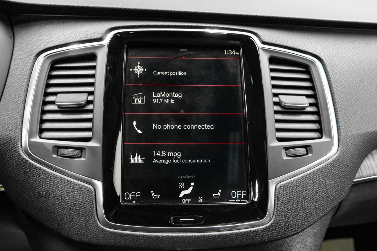 2020 Volvo XC90 Momentum - Photo 23