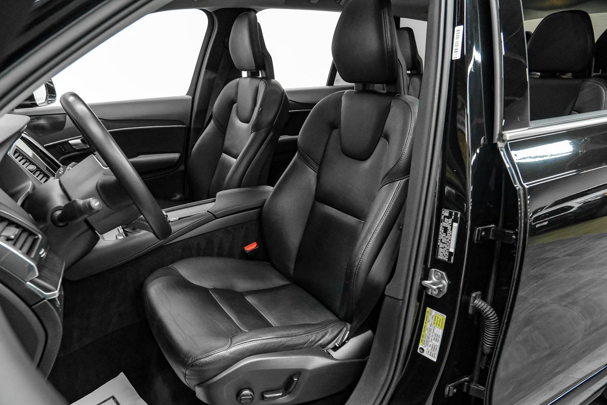 2020 Volvo XC90 Momentum - Photo 26