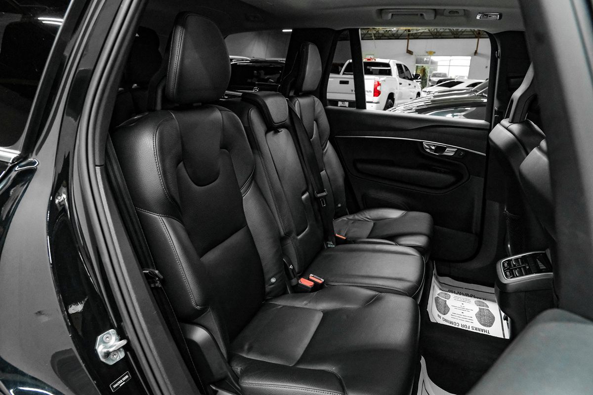 2020 Volvo XC90 Momentum - Photo 29