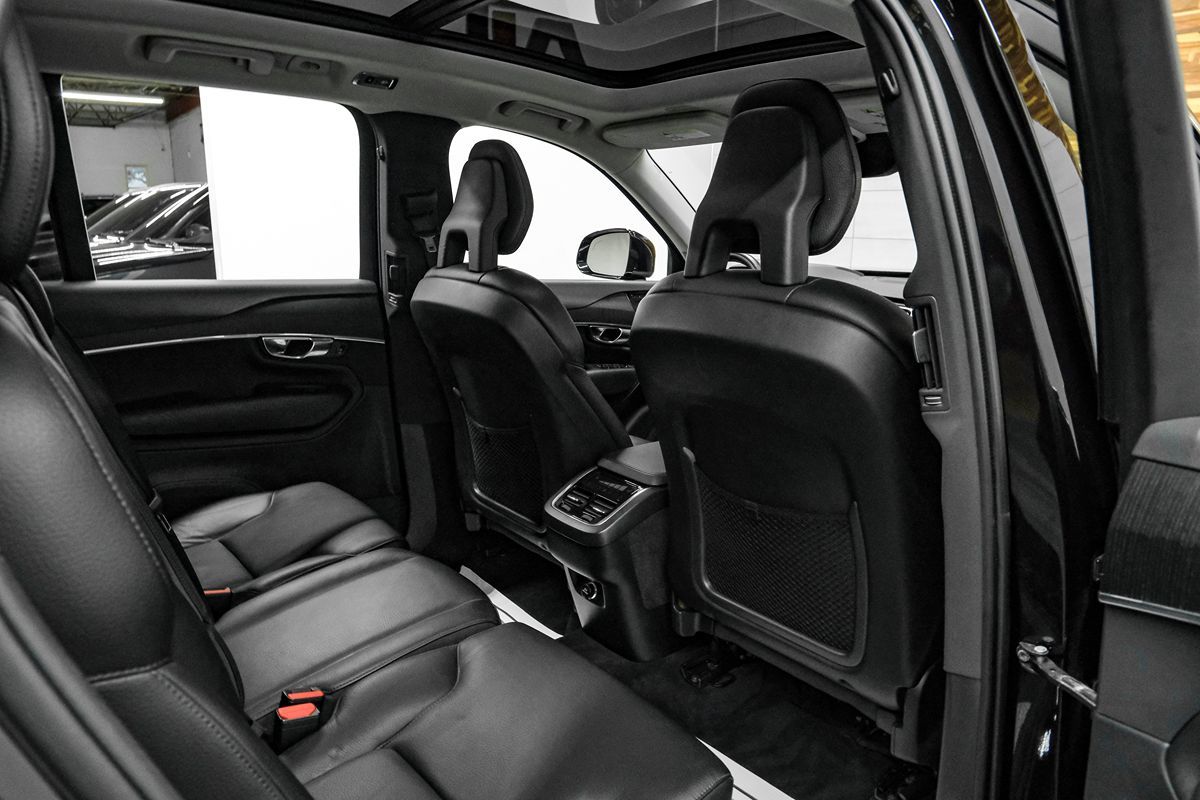 2020 Volvo XC90 Momentum - Photo 30