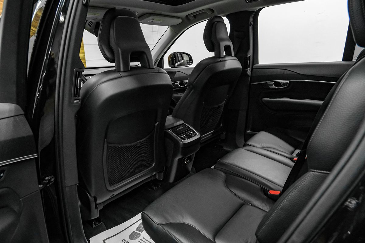 2020 Volvo XC90 Momentum - Photo 32