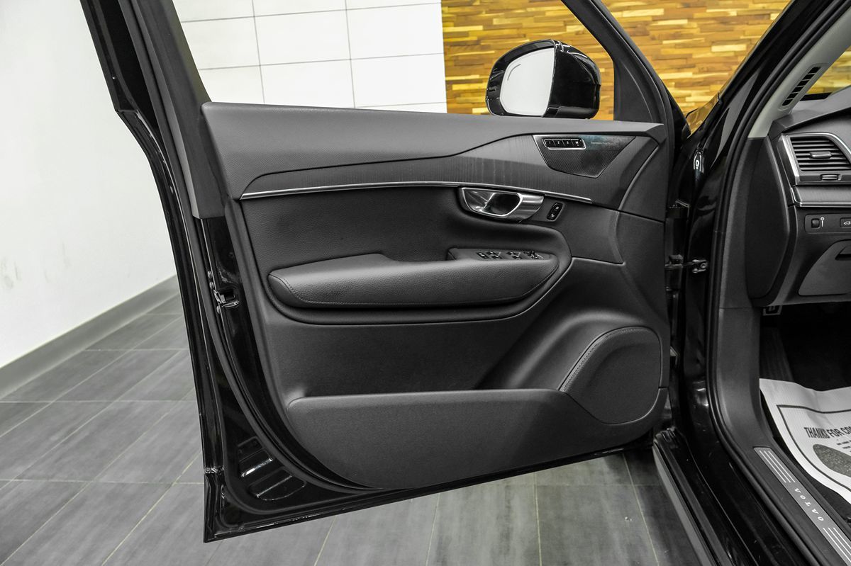 2020 Volvo XC90 Momentum - Photo 36