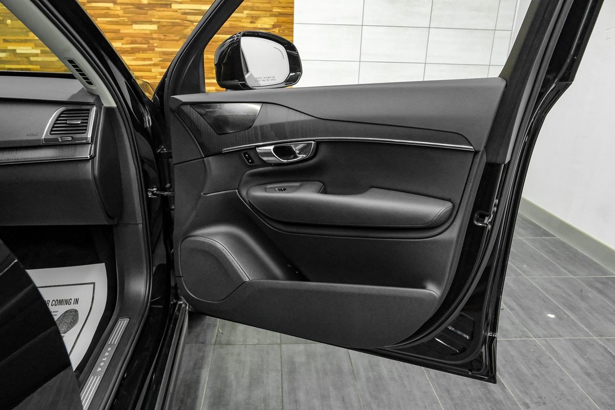 2020 Volvo XC90 Momentum - Photo 38