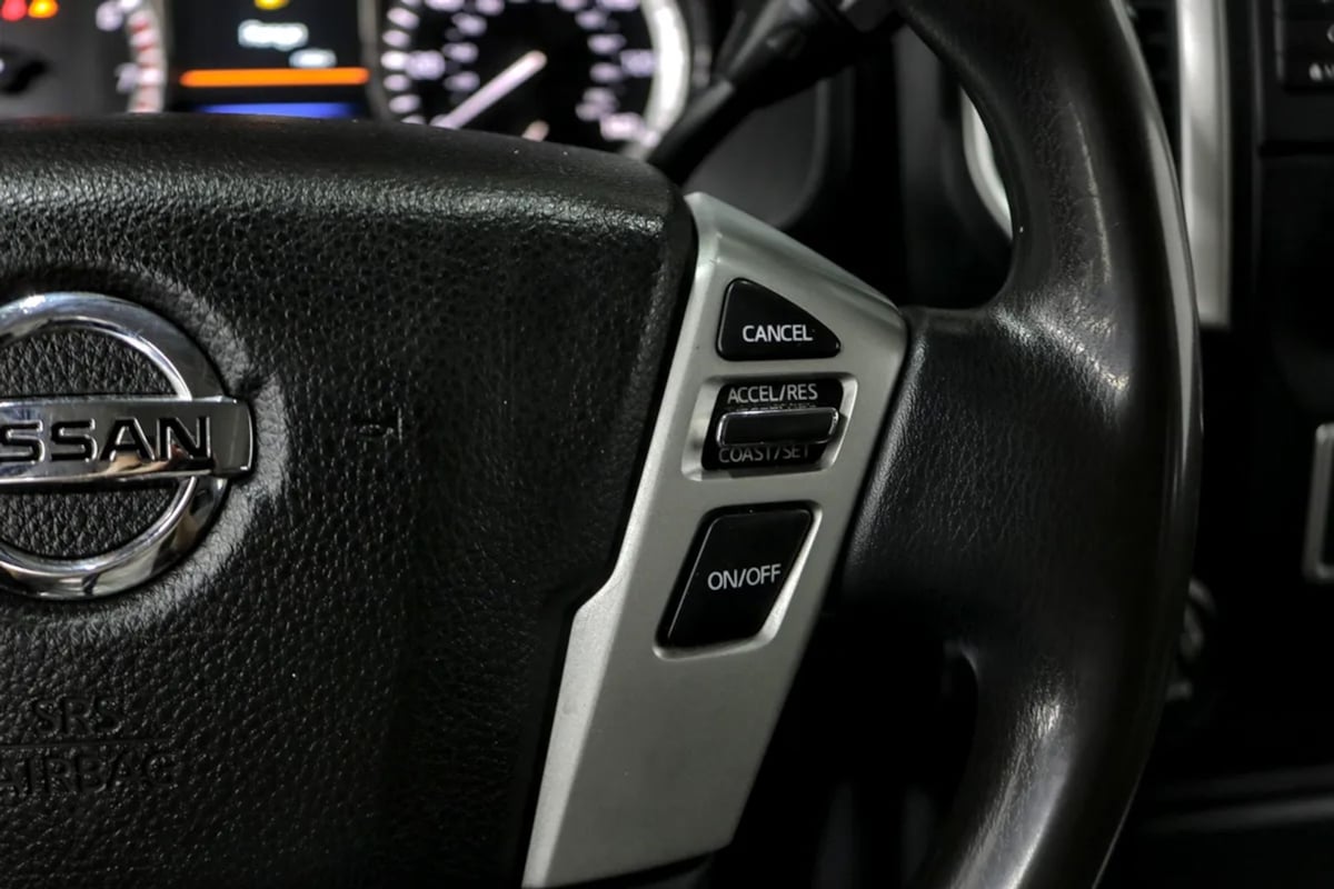 Nissan Titan photo 15