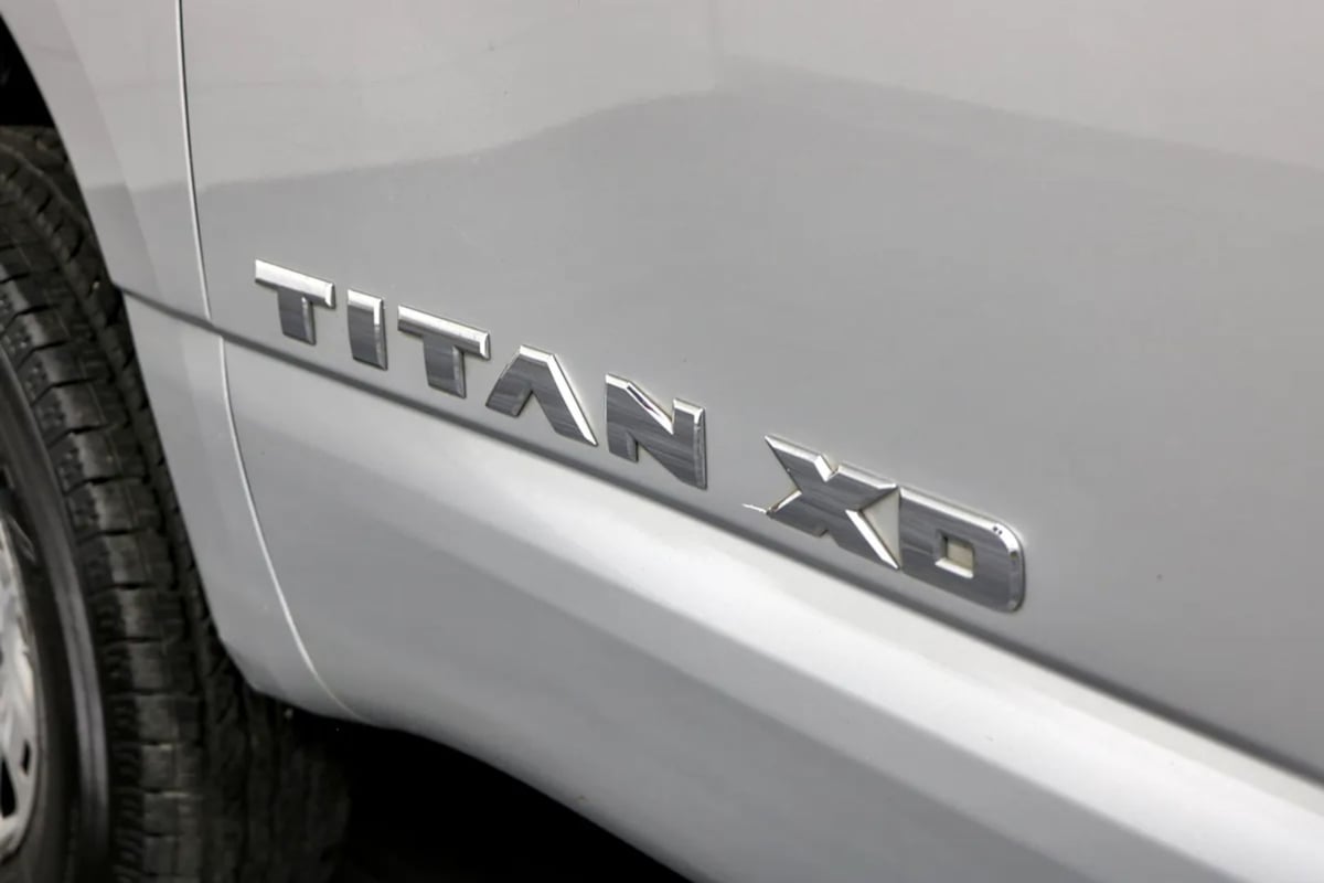 Nissan Titan photo 42