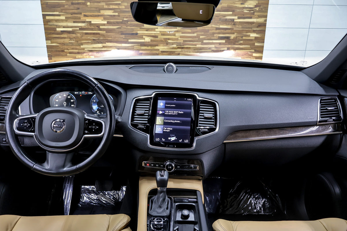 2017 Volvo XC90 Momentum - Photo 11