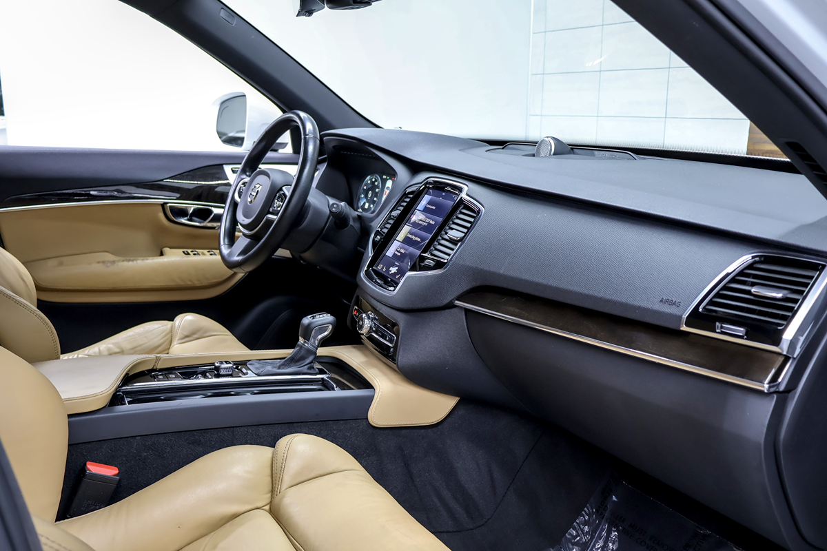 2017 Volvo XC90 Momentum - Photo 12