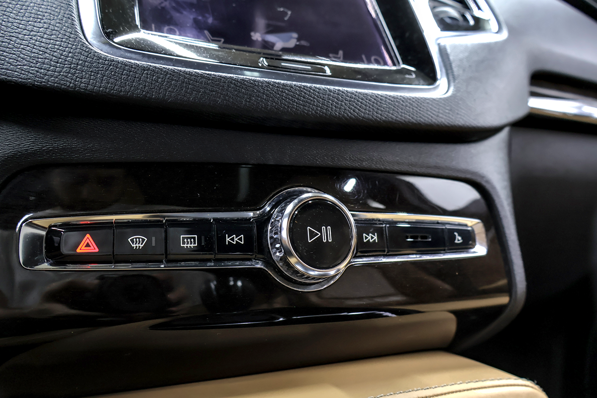 2017 Volvo XC90 Momentum - Photo 17