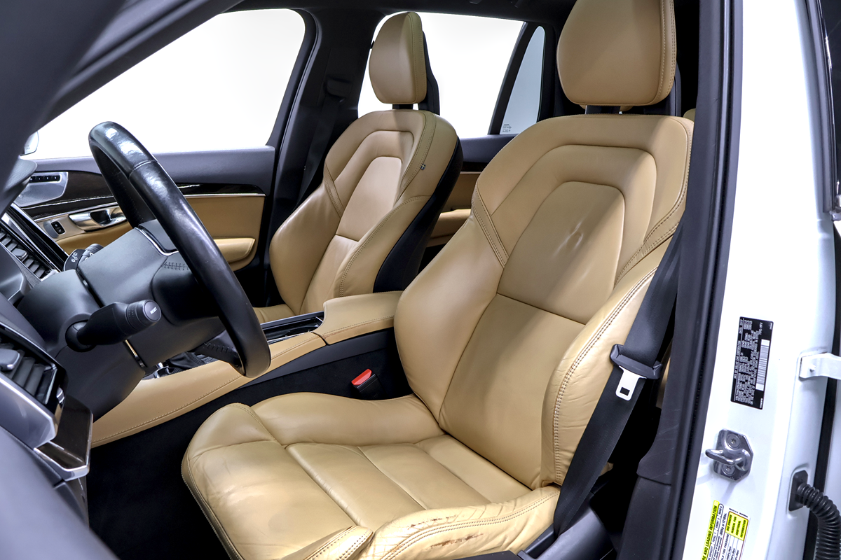 2017 Volvo XC90 Momentum - Photo 27