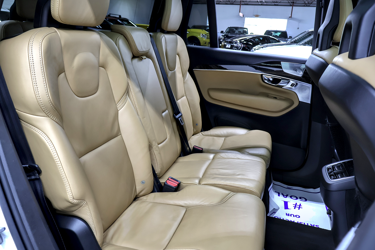 2017 Volvo XC90 Momentum - Photo 29