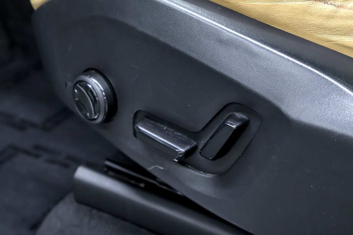 2017 Volvo XC90 Momentum - Photo 34