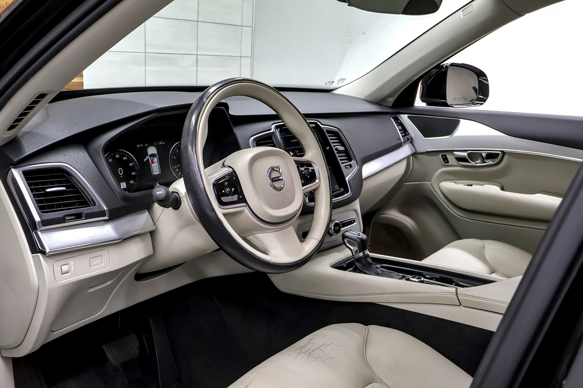 2017 Volvo XC90 Momentum - Photo 10