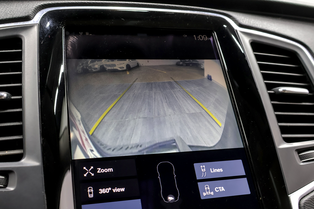 2017 Volvo XC90 Momentum - Photo 18
