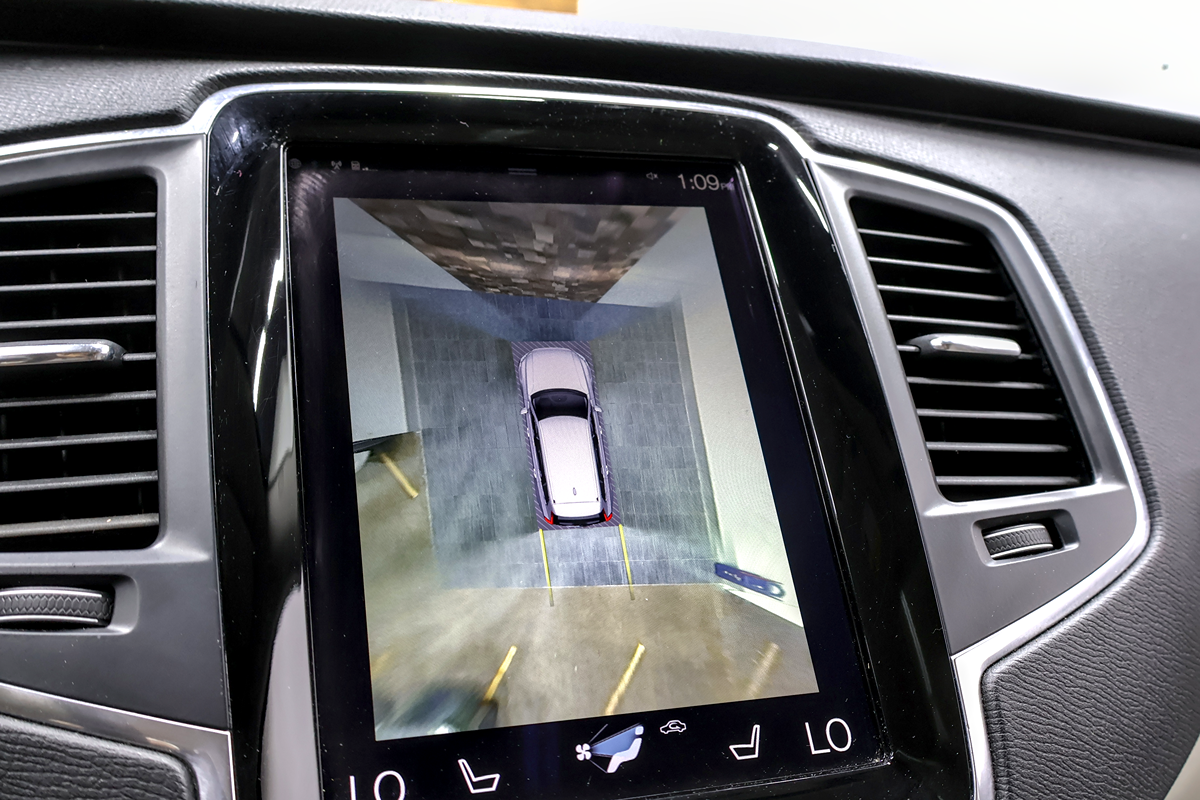 2017 Volvo XC90 Momentum - Photo 19