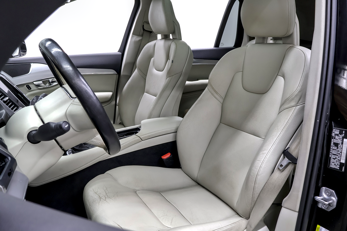 2017 Volvo XC90 Momentum - Photo 24