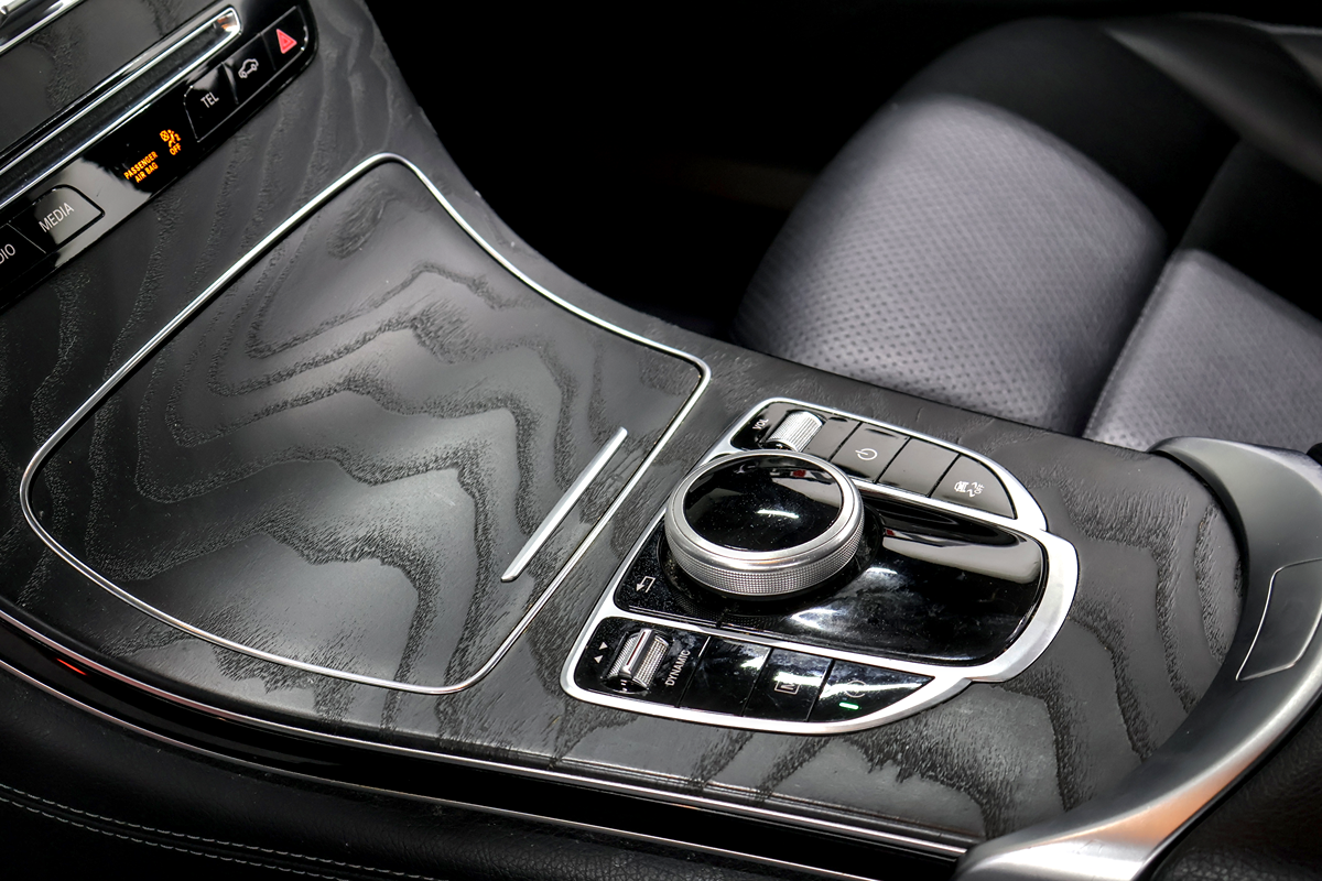 2019 Mercedes-Benz GLC GLC300 - Photo 17